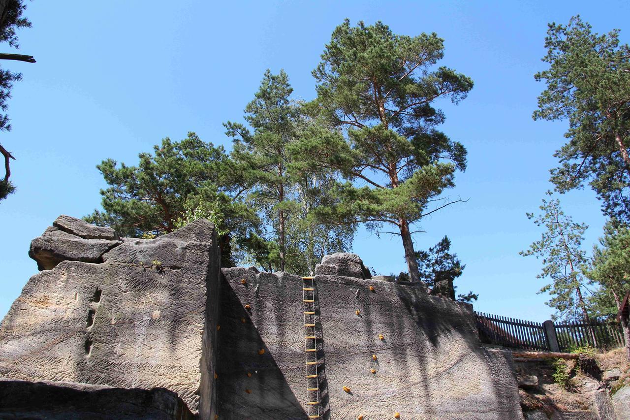 Ubytovaci Hostinec Na Skalach Budislav  エクステリア 写真