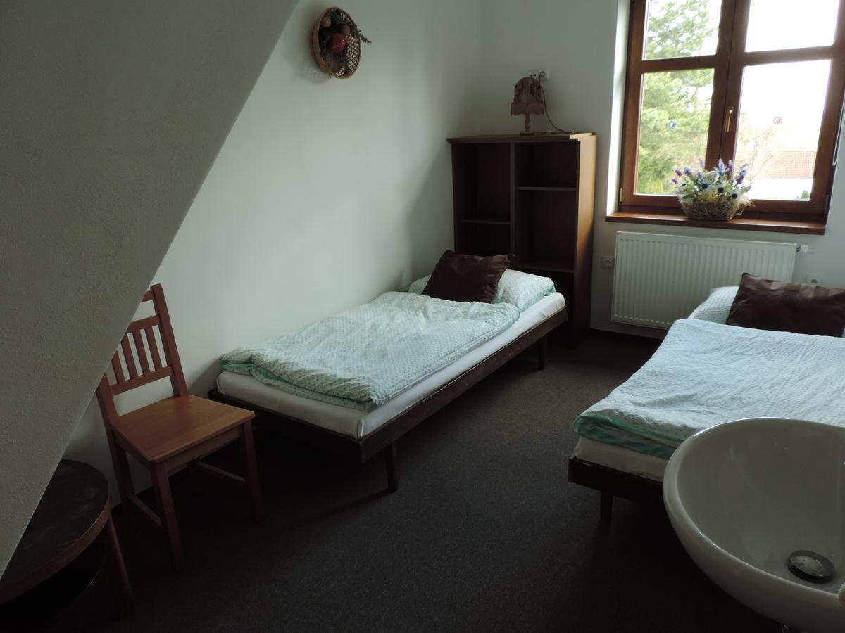 Ubytovaci Hostinec Na Skalach Budislav  エクステリア 写真