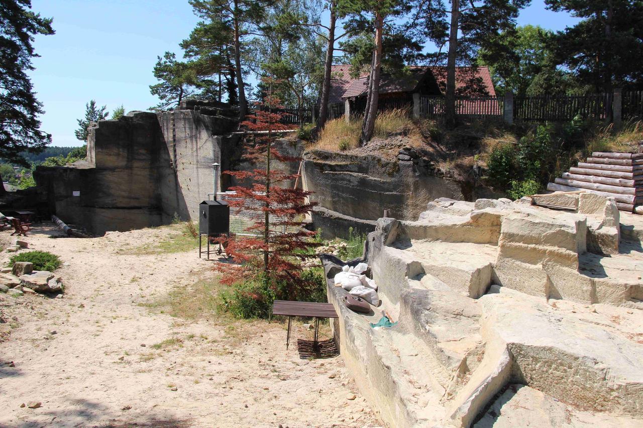 Ubytovaci Hostinec Na Skalach Budislav  エクステリア 写真