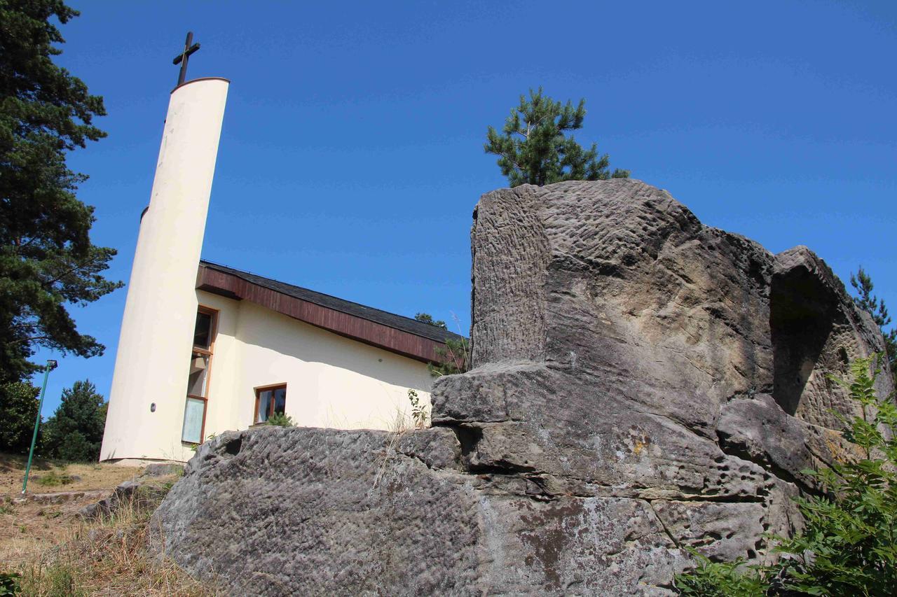 Ubytovaci Hostinec Na Skalach Budislav  エクステリア 写真